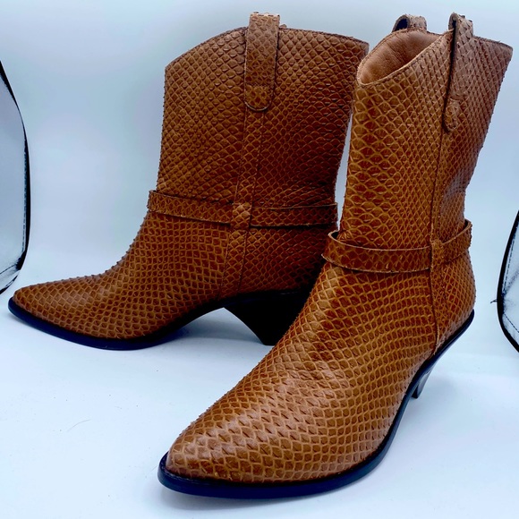 Matisse Fair Lady Boot in Cognac - Picture 2 of 2